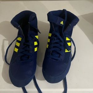 Boys Adidas wrestling shoes